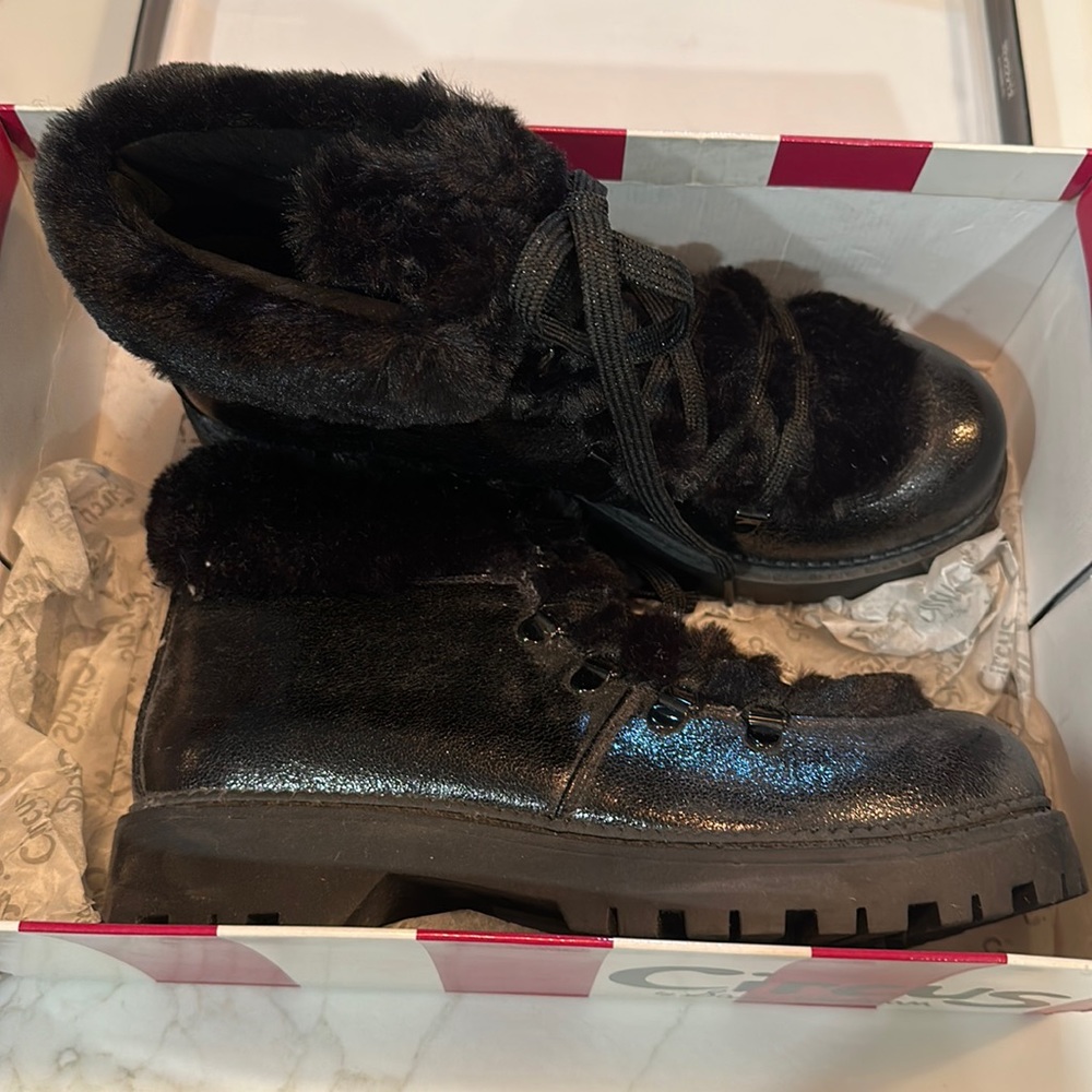 Sam Edelman boots new in box